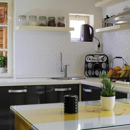 Kamala Lägenhet Komiža